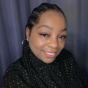 Meet your Posher, Lakesha
